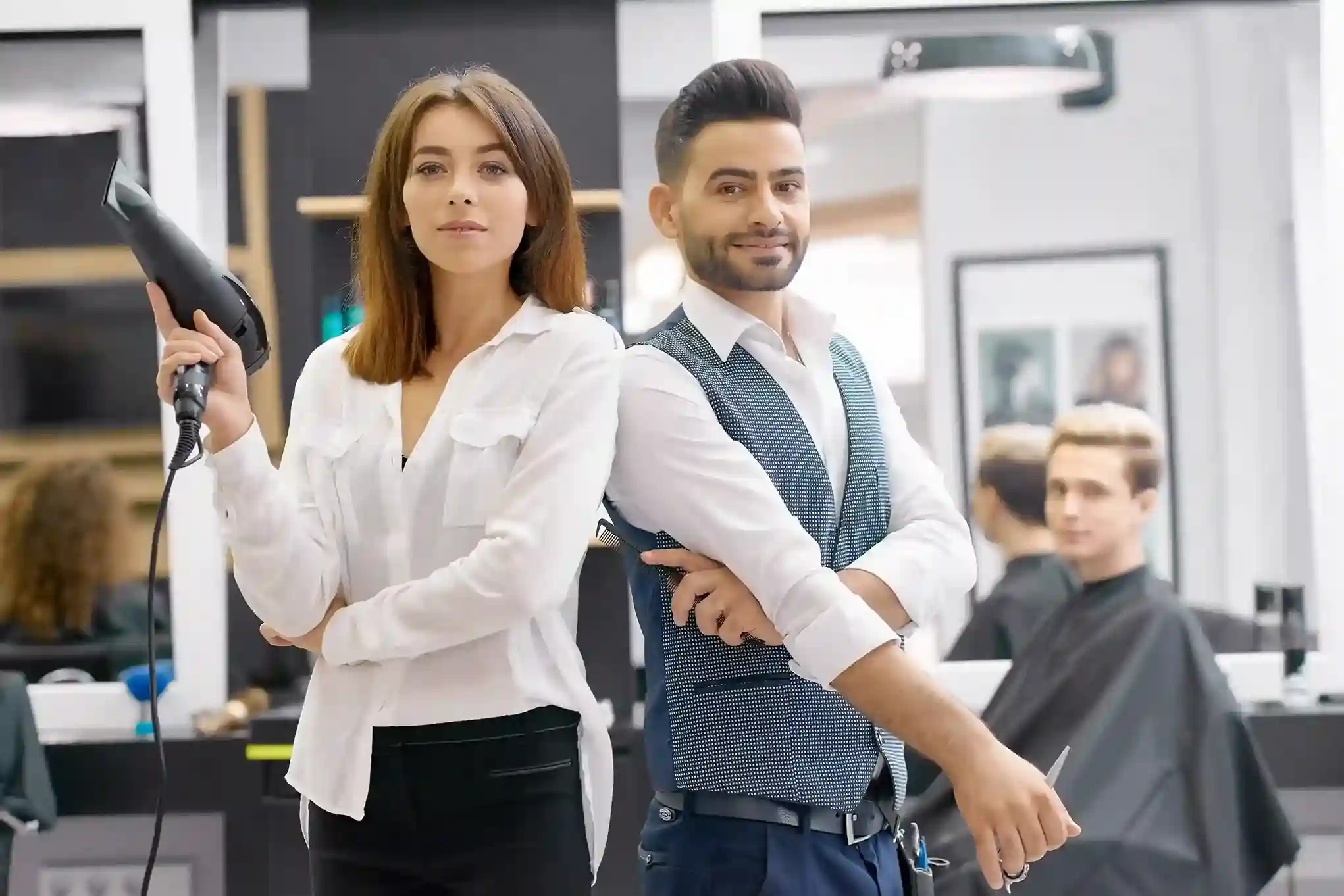 salon suite vs traditional salon